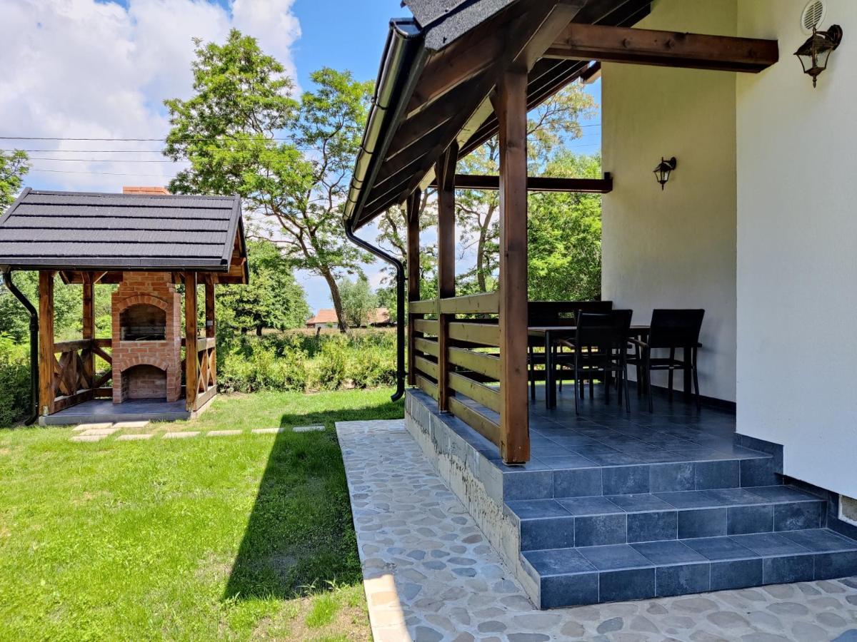 Ara Chalet Bran  Eksteriør billede